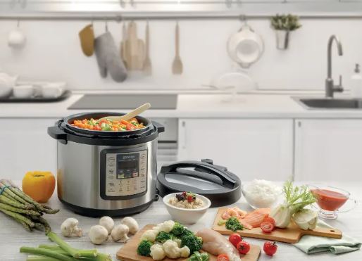 Gorenje MC6MBK při přípravě jídla